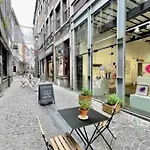 Le Neuvice - Place Du Marche, Quais, Bueren