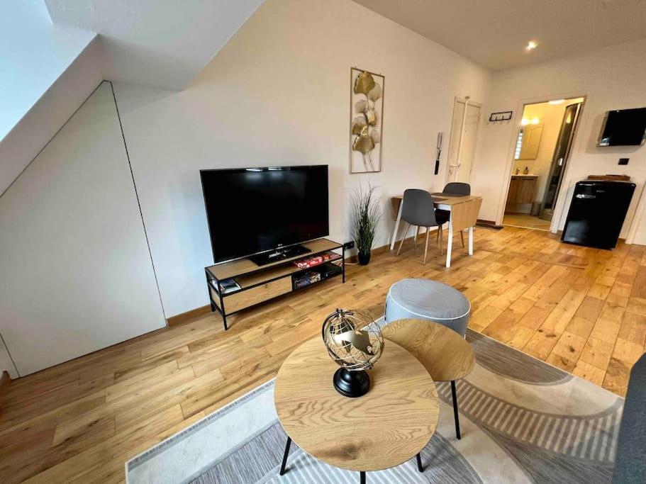 Appartement Le Neuvice - Place Du Marche, Quais, Bueren