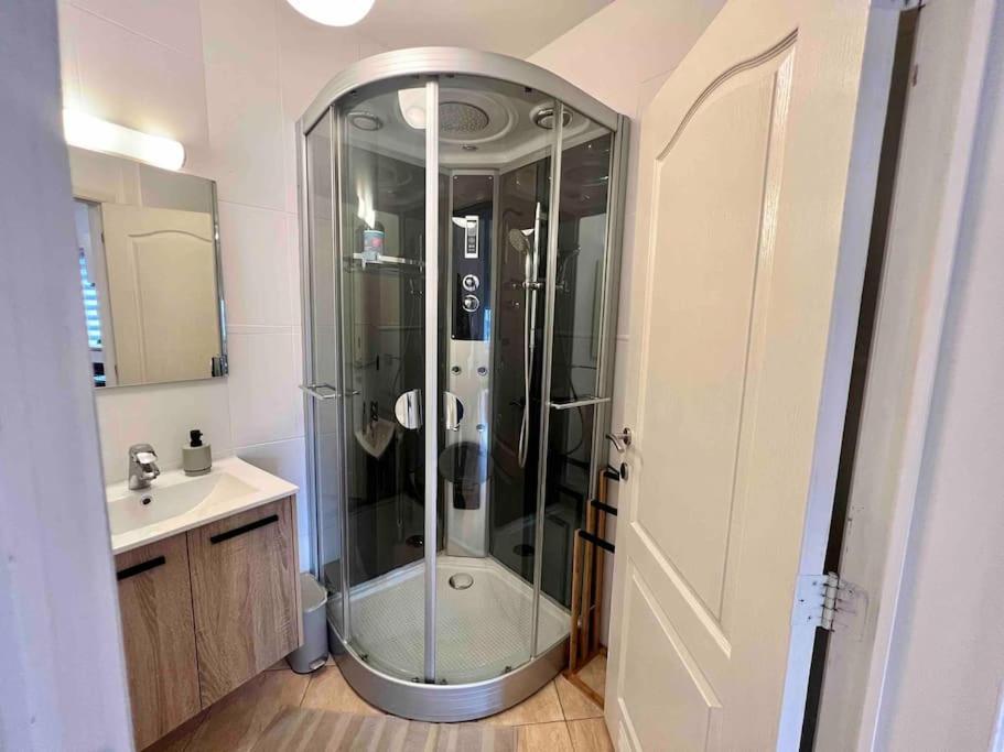 Appartement Le Neuvice - Place Du Marche, Quais, Bueren Liège